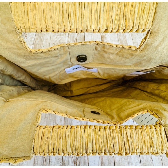 O’Neill Brandi Raffia Handbag - Picture 8 of 8